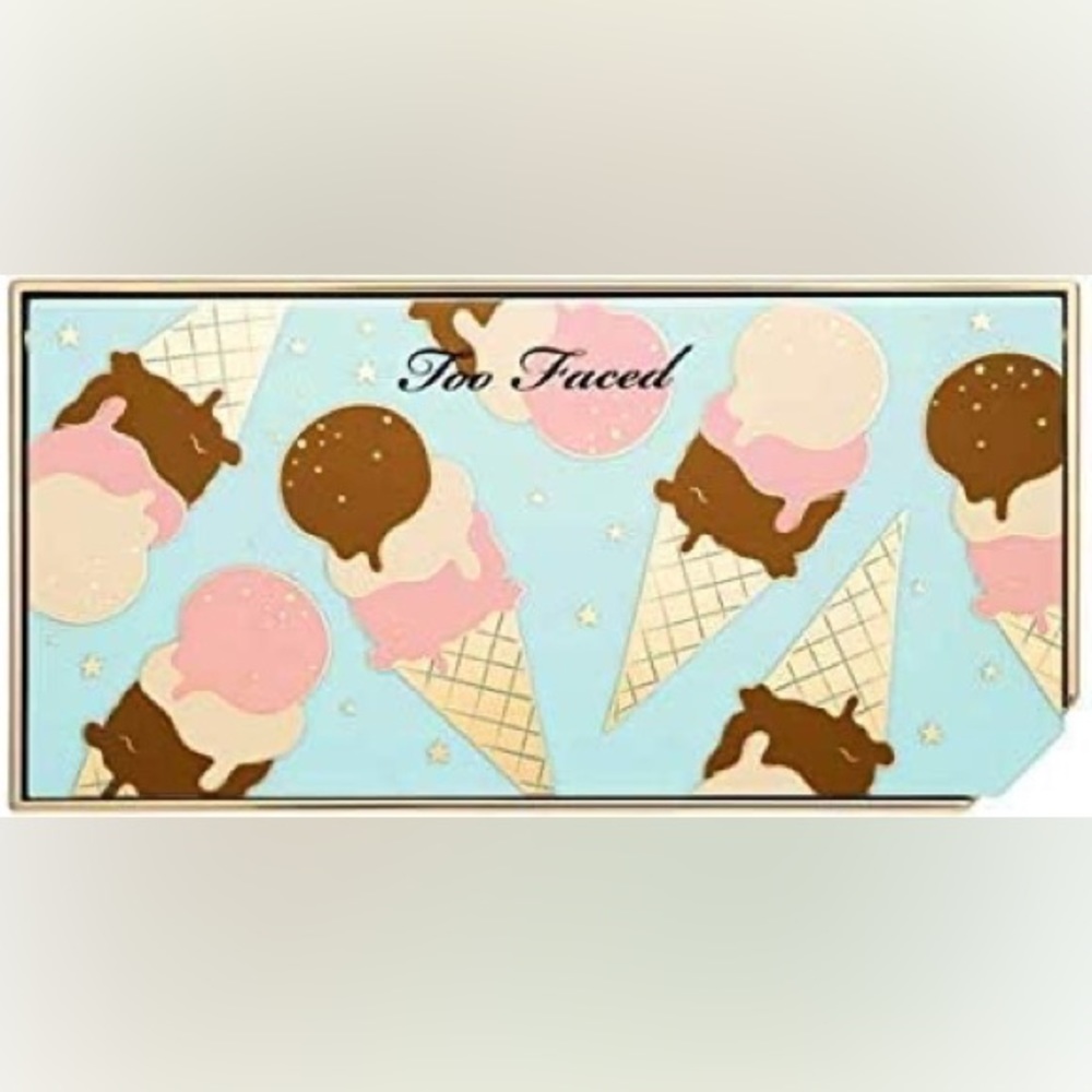Too Faced Hyper-Reflective Highlighting Palette